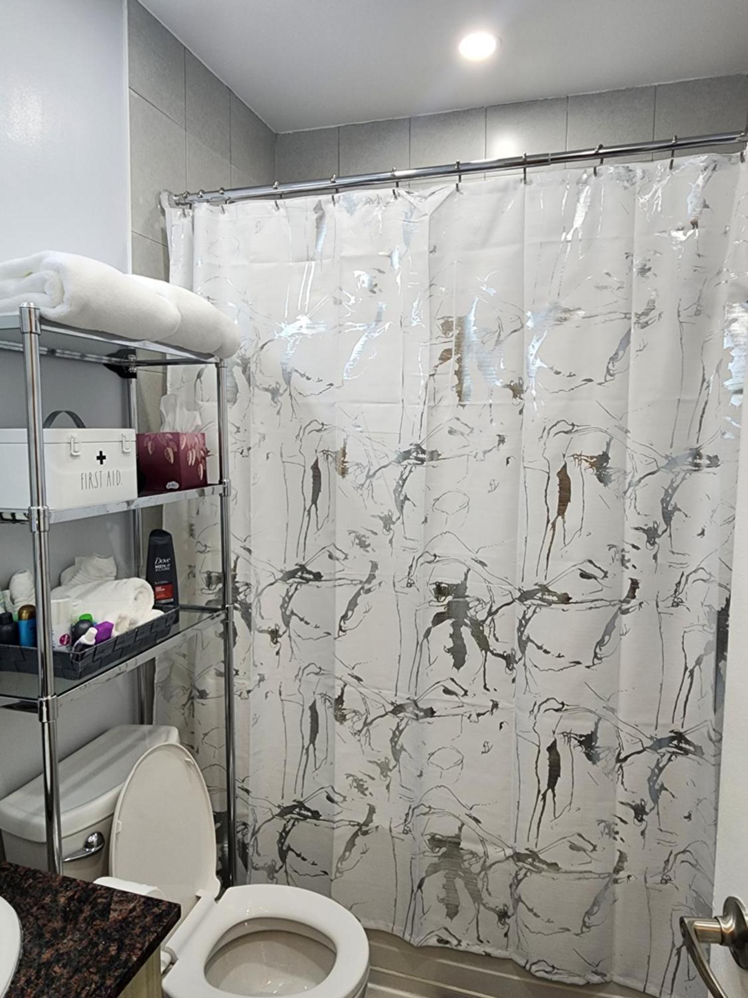 דירות טורונטו Beautiful Townhouse Near Yorkdale Mall, Wilson Subway מראה חיצוני תמונה